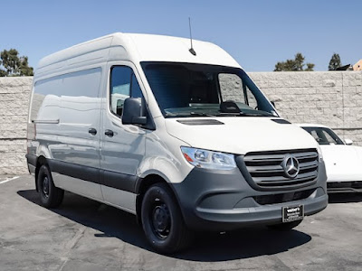 2025 Mercedes-Benz Sprinter Cargo Van