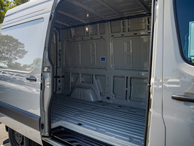 2025 Mercedes-Benz Sprinter Cargo Van