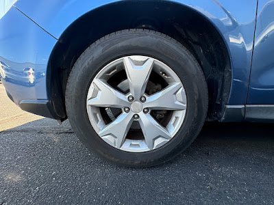 2015 Subaru Forester 2.5i