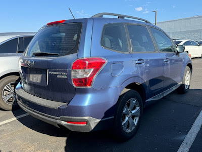 2015 Subaru Forester 2.5i