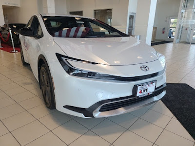 2024 Toyota Prius Prime SE