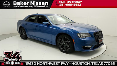 2022 Chrysler 300 Touring