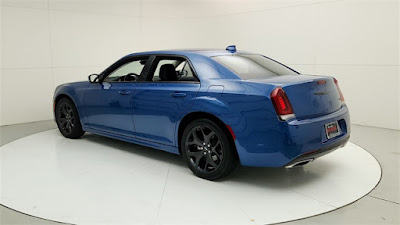 2022 Chrysler 300 Touring