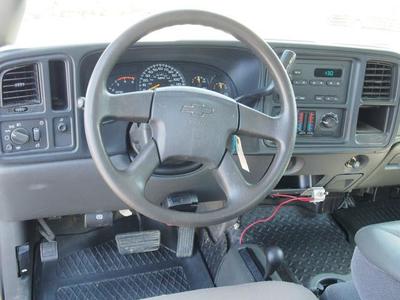 2005 Chevrolet Silverado 2500 Work Truck 4dr Crew Cab W Truck