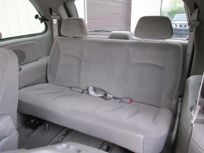 2003 Dodge Caravan SE Minivan
