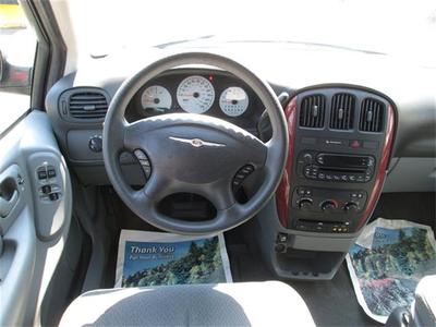 2005 Chrysler Town & Country LX Minivan