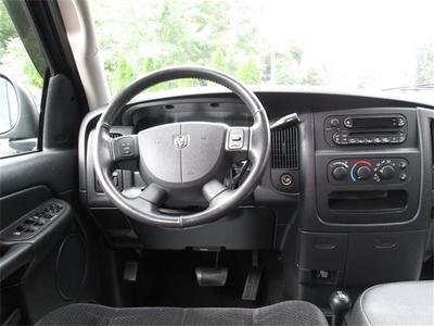 2005 Dodge Ram 1500 SLT 4dr Quad Cab Pick Up Hemi 5 Truck