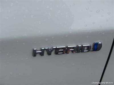 2010 Toyota Prius V Hatchback