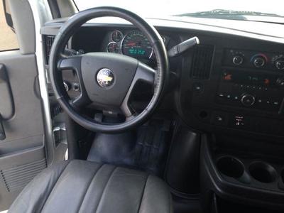 2011 Chevrolet Express 2500 Van