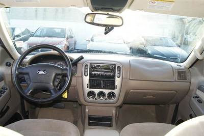 2004 Ford Explorer