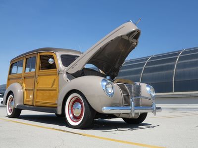 1940 Ford Deluxe Woodie Wagon