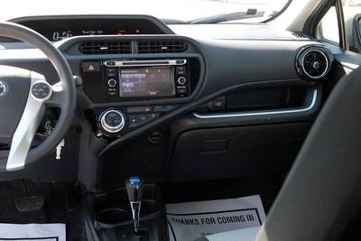 2016 Toyota Prius c