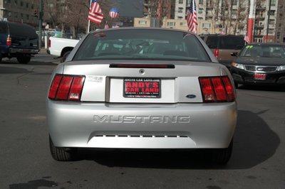 2001 Ford Mustang Premium