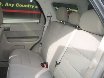 2011 Ford Escape MOON ROOF