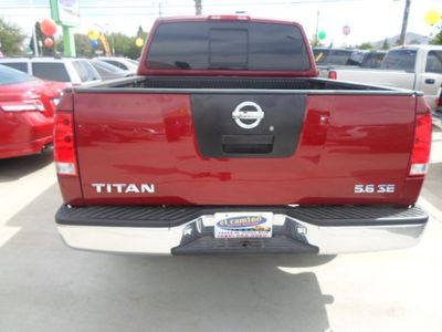 2004 Nissan Titan SE