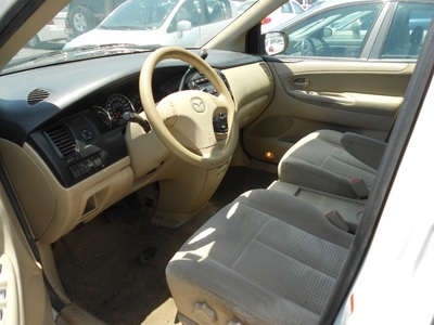 2006 Mazda MPV ES Van