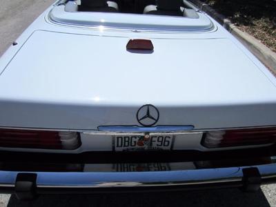 1986 Mercedes-Benz 560-Class 560SL Convertible