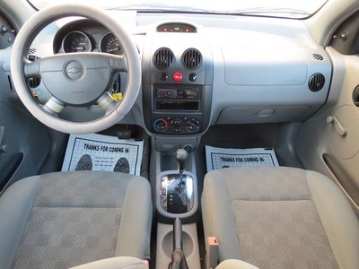 2004 Chevrolet Aveo Hatchback