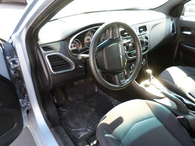 2013 Chrysler 200 4dr Sdn LX